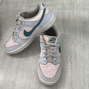 Nike Dunk GS Low “Mineral Teal” US 3.5 Y